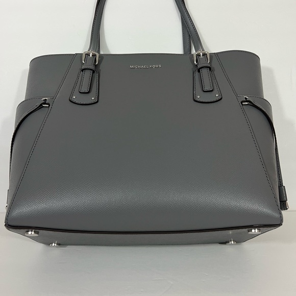 NWT MICHAEL KORS LEATHER VOYAGER EW TOTE HANDBAG - Picture 4 of 10